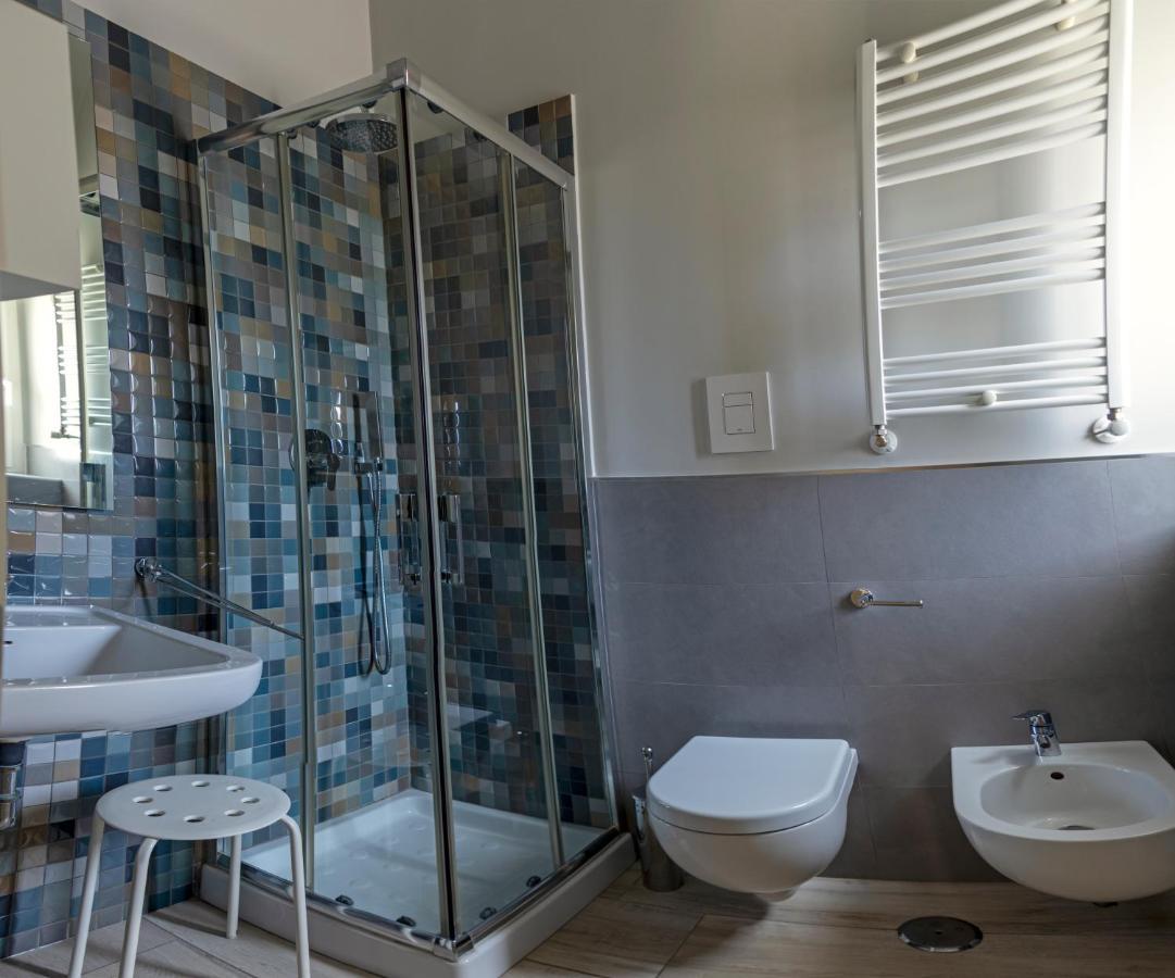 Torrelama Room&Breakfast Trani Bagian luar foto