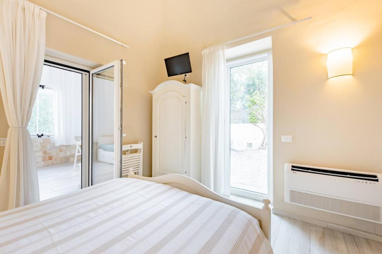 Torrelama Room&Breakfast Trani Bagian luar foto