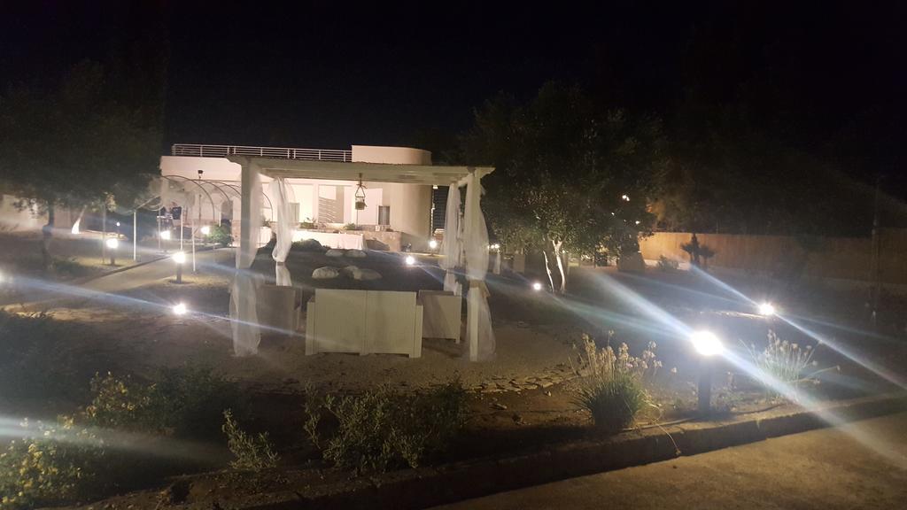 Torrelama Room&Breakfast Trani Bagian luar foto