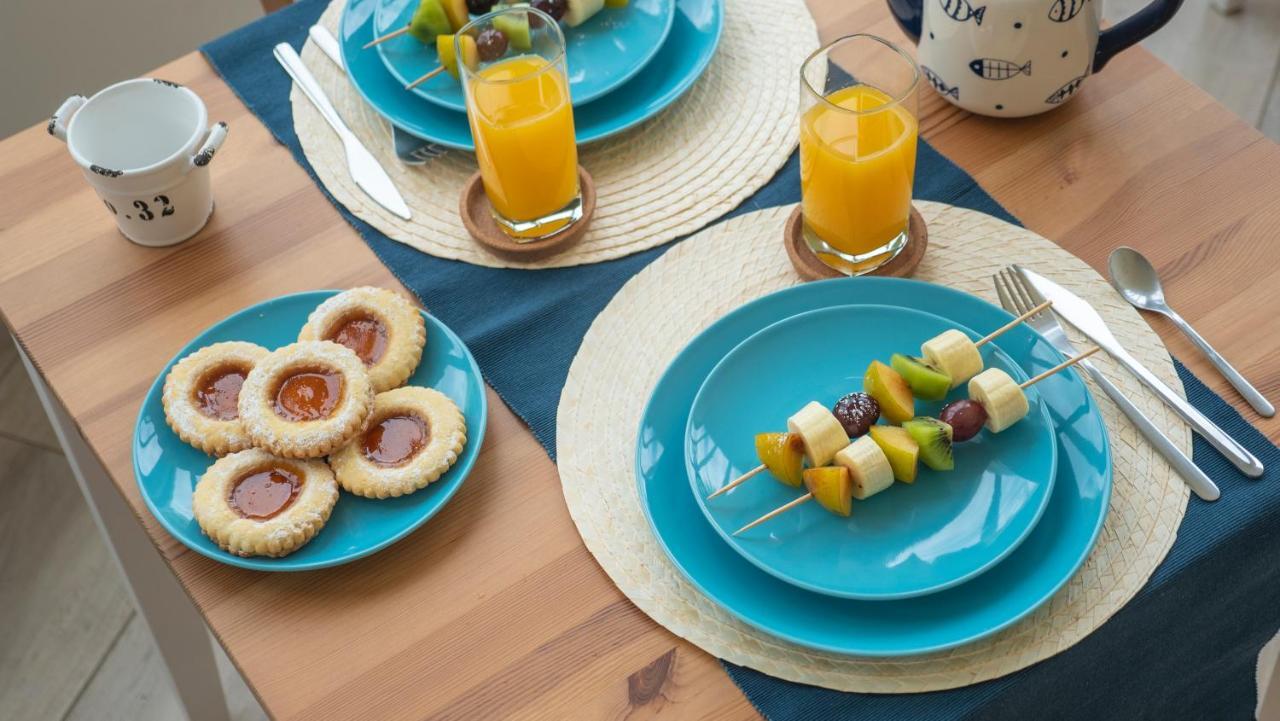 Torrelama Room&Breakfast Trani Bagian luar foto