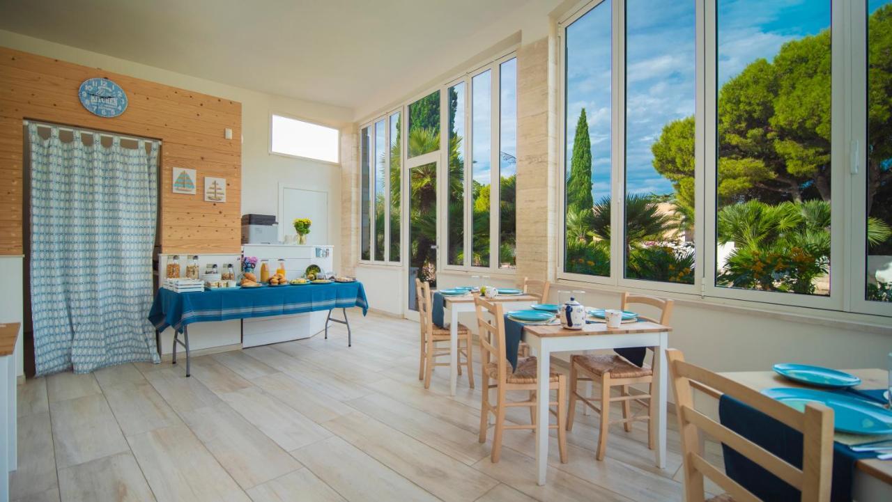 Torrelama Room&Breakfast Trani Bagian luar foto