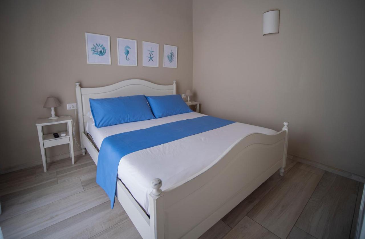 Torrelama Room&Breakfast Trani Bagian luar foto